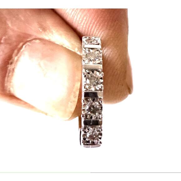 1/4 Carat Diamond Hoop Earrings in Sterling Silver: NEW - Picture 2 of 4